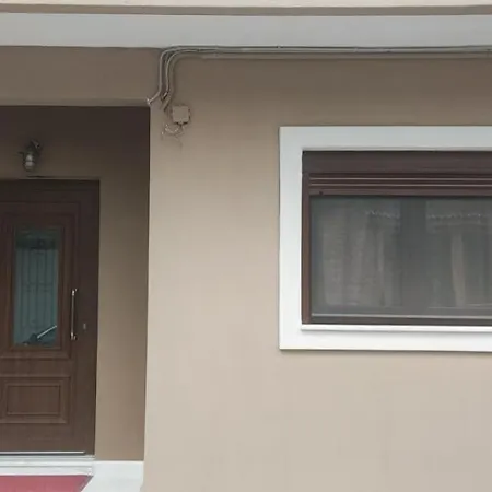 Apartament Πολυτελεσ -Μοντερνο Διαμερισμα Larissa Zewnętrze zdjęcie