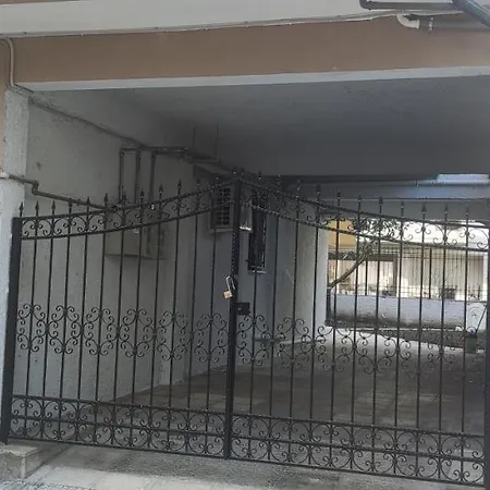 Apartament Πολυτελεσ -Μοντερνο Διαμερισμα Larissa Zewnętrze zdjęcie