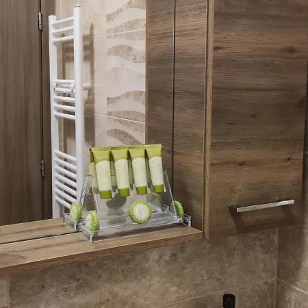 Apartament Πολυτελεσ -Μοντερνο Διαμερισμα Larissa Zewnętrze zdjęcie